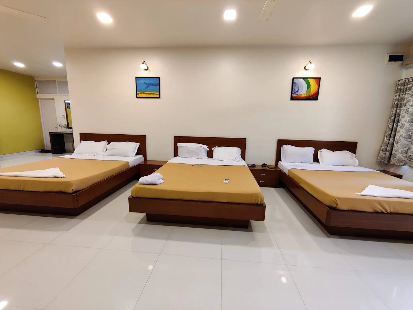 Family Rooms & Dormitory